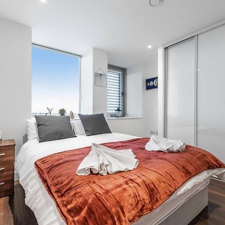 New Apartment 20 Mins From Waterloo London Bp36 Eksteriør bilde